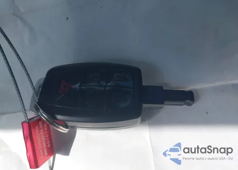 2011 Volvo C30 T5/T5 R-Design z USA, uszkodzony, nr VIN YV1672MK4B2207599